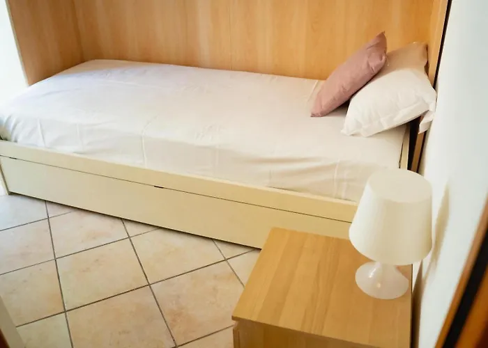 Апартаменты Two Bedroom - 3 Min Metro Conca D'oro By Orpi Rent *